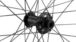 ZIPP 3ZERO MOTO ZM2 Carbon Disc 6-Loch Boost 27,5" Laufradsatz -Fahrradzubehör Geschäft 384510