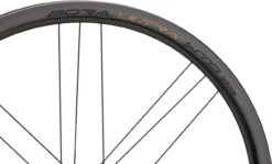 Campagnolo® Bora Ultra WTO 33 Carbon Disc Center Lock 28" Laufradsatz -Fahrradzubehör Geschäft 435855